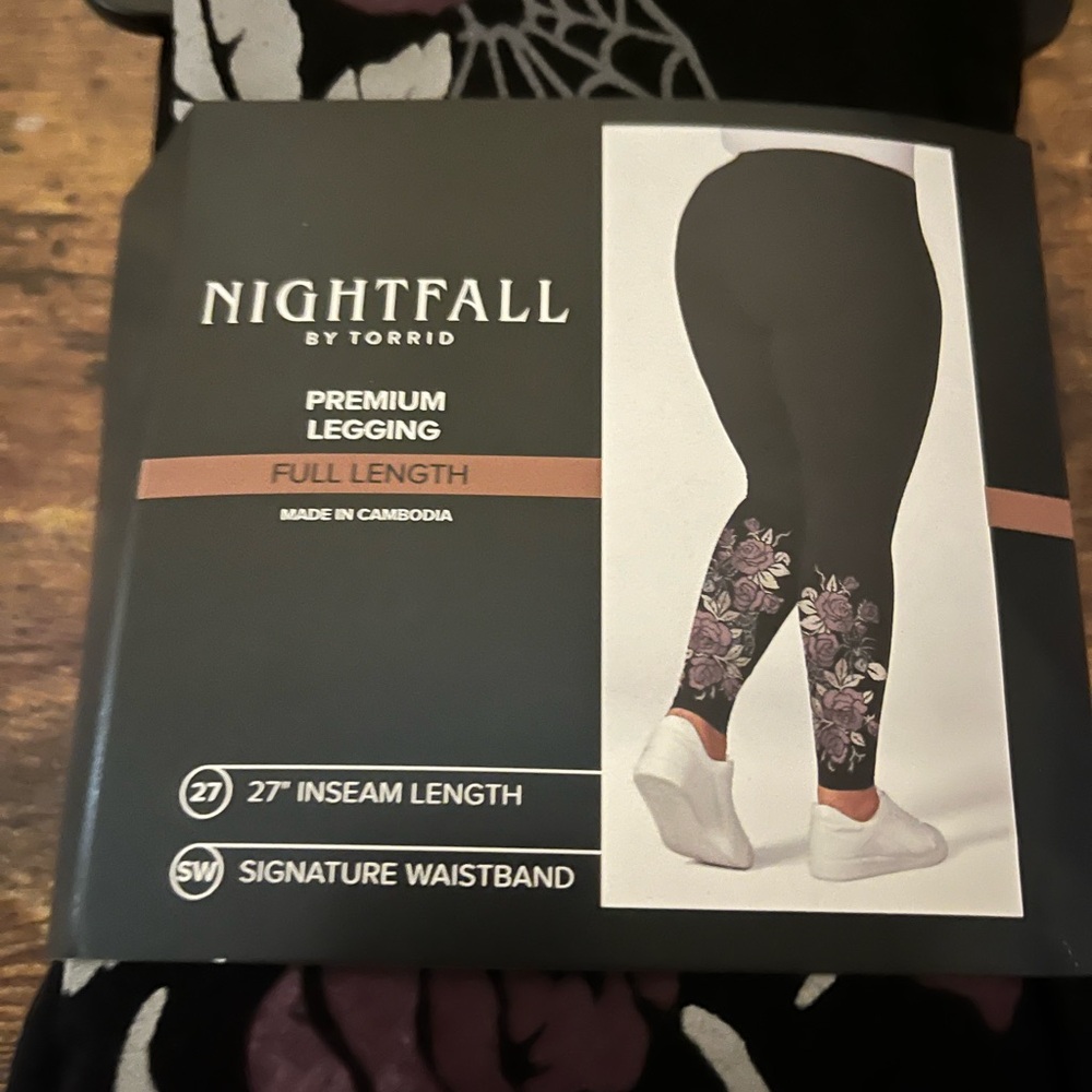 Nightfall by Torrid Black Floral Leggings